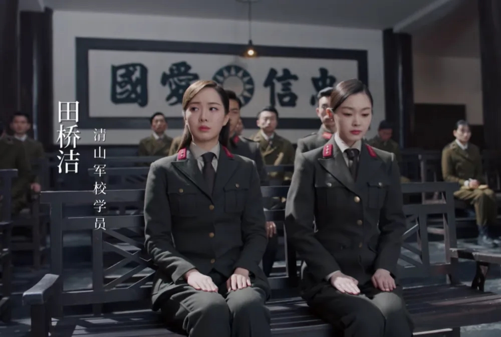 刘德华喜笑颜开地评价妮妮《西出玉门》的角色:又穷又嚣张,又臭又不要脸